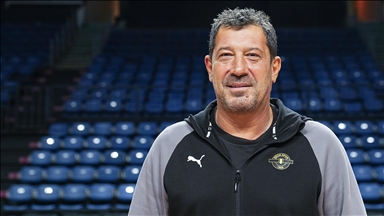 Esenler Erokspor Başantrenörü Ufuk Sarıca, başarı kıstaslarını açıkladı