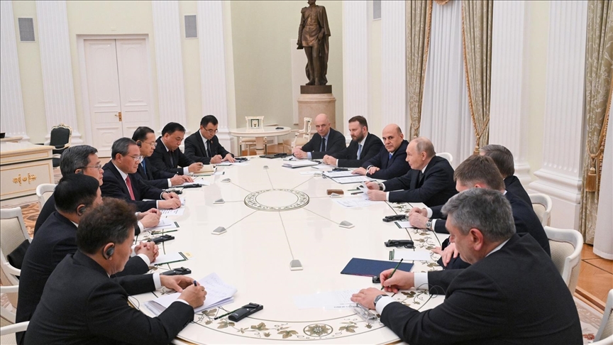 Путин обсудил с премьер-министром Монголии расширение сотрудничества между двумя странами