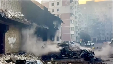 Zelenskiy, ülkesine 48 füze ve 470'ten fazla İHA ile yapılan saldırıda 9 kişinin öldüğünü belirtti 