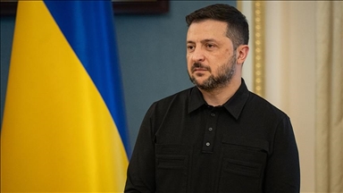 Presidenti ukrainas Zelenskyy mbërrin në Ankara për bisedime