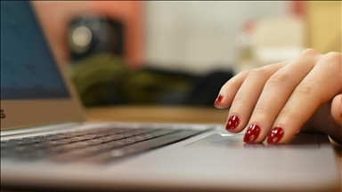 Rapor: Kadınlar, yapay zekadan kaynaklı iş kaybında iki kat daha fazla risk altında