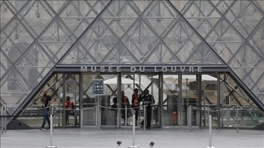 France / Louvre : audition de la présidente-directrice du musée à l’Assemblée nationale
