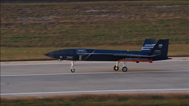 Bayraktar KIZILELMA, avioni luftarak pa pilot i Turqisë tregon forcën me pajisjet kombëtare