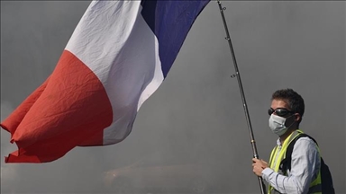 France / Amiante : plus de 50 personnes et syndicats portent plainte à Marseille