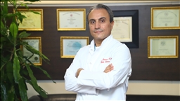 Выпускник Стамбульского университета Кямран Мусаев провел первую в Азербайджане пересадку сердца