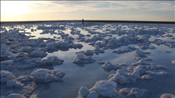 Tuz Gölü'nde oluşan kütleler fotoğraf tutkunlarının ilgisini çekiyor