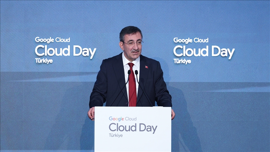 Cumhurbaşkanı Yardımcısı Yılmaz: Turkcell ve Google Cloud'un 3 milyar dolarlık yatırımı diğer yatırımları tetikleyecek