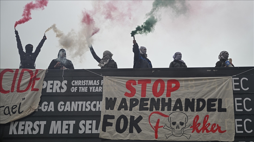 Nizozemska policija privela više demonstranata na protestu protiv sajma naoružanja u Rotterdamu