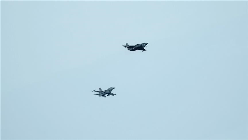 Bayraktar KIZILELMA осуществил историческое испытание вместе с F-16