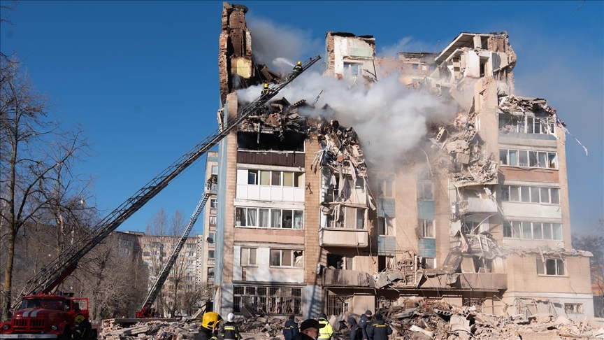 Ukrainë, vazhdojnë kërkimet në Ternopil pas sulmit rus që vrau 26 persona