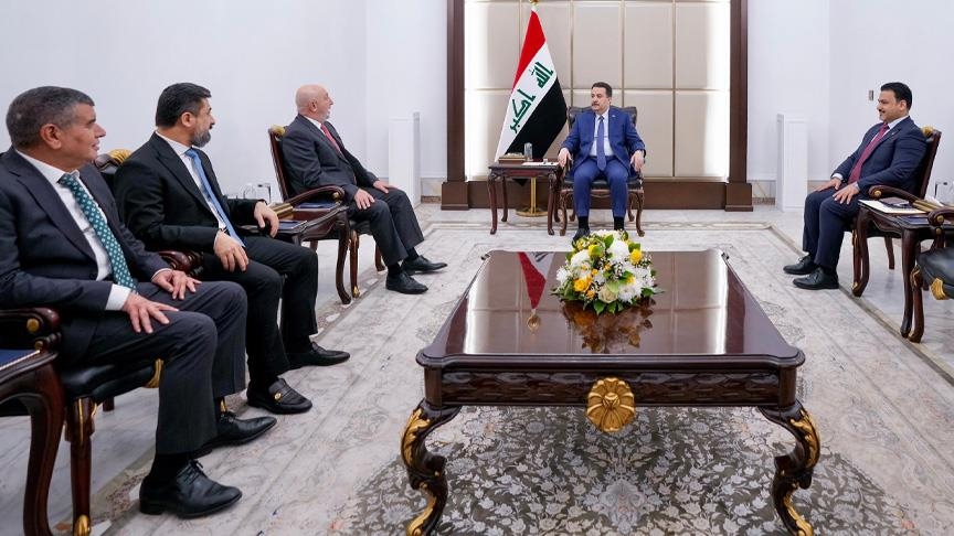 حراك تشكيل الحكومة بالعراق.. السوداني يلتقي وفد "الوطني الكردستاني"