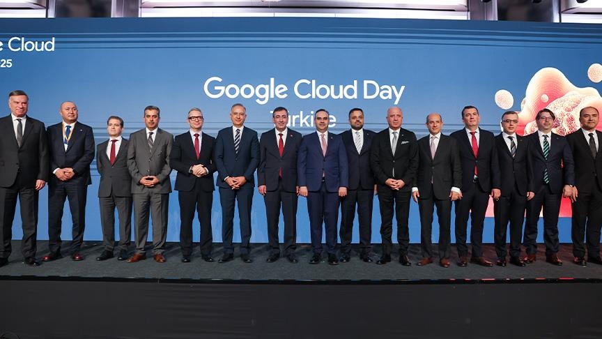 بـ3 مليارات دولار.. توركسل التركية و"غوغل كلاود" تتفقان لإنشاء منطقة سحابية 