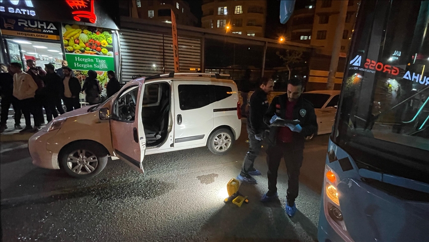 Li Şanliurfayê di şerê çekdarî da 2 ciwan bi giranî birîndar bûn