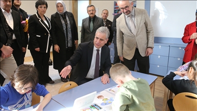 AK Parti Genel Başkan Yardımcısı Yalçın, Tokat'ta çocuklarla bir araya geldi