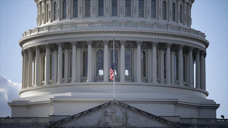 Demokratët në SHBA  Administrata e Trumpit po  minon punën e agjencive të inteligjencës 
