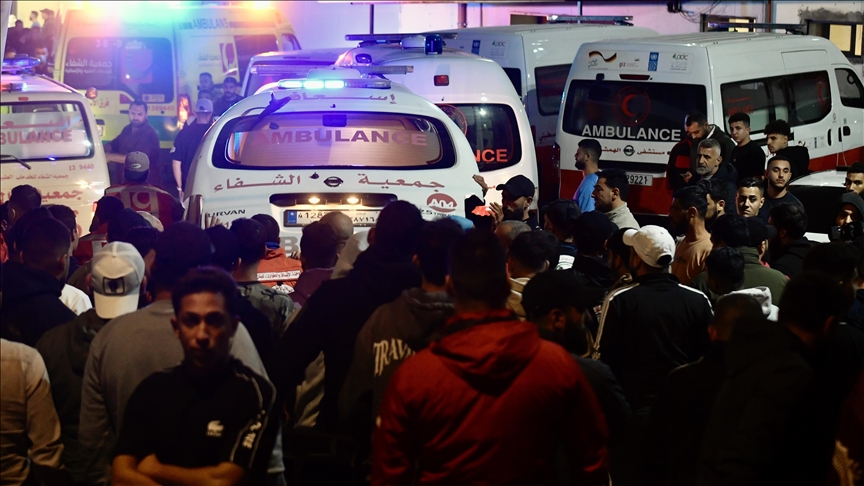 أثناء لعبهم الكرة.. إسرائيل تغتال أحلام فتية بمخيم فلسطيني في لبنان (تقرير إخباري)