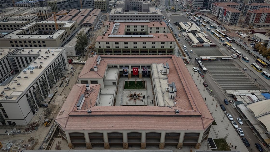 Depremlerden etkilenen Malatya'nın çehresi alt ve üstyapı yatırımlarıyla değişiyor