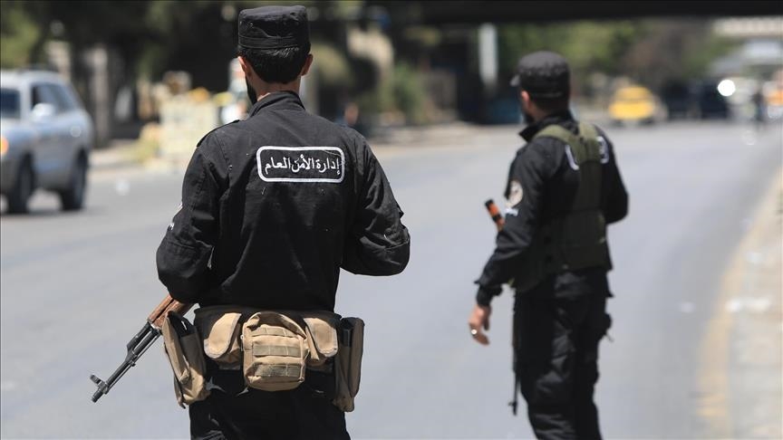 درعا.. الأمن السوري يعثر على مركبة محمّلة بذخائر بعد احتراقها