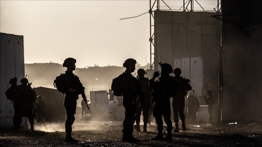 غزة.. الجيش الإسرائيلي يدعي قتل 5 فلسطينيين بعد خروجهم من نفق برفح