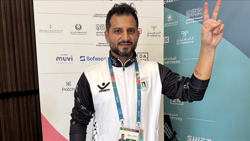 مربی تیم کشتی فلسطین: با وجود جنگ و سختی‌ها صدای غزه را به جهان می‌رسانیم