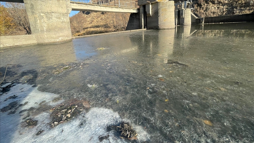 Hewaya sar bandorê li Qersê dike