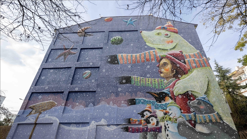 Ndërtesat me murale shumëngjyrëshe në Ankara i shtojnë bukuri magjepsëse kryeqytetit turk