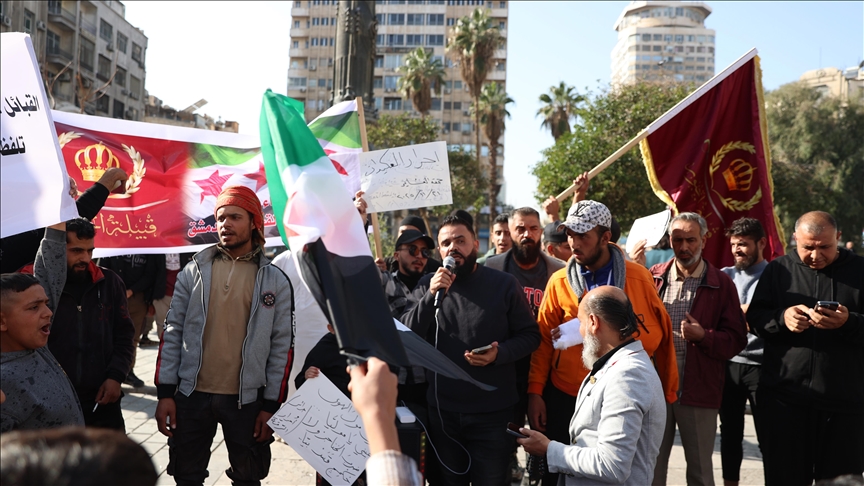 اعتراضات مردمی در سوریه علیه حضور گروه‌های تروریستی در مناطق شمالی