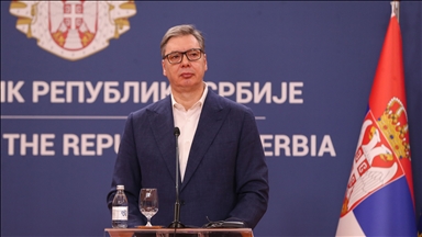 Srbija odbacila "senzacionalističke" medijske tvrdnje koje Vučića povezuju s ratnim dešavanjima
