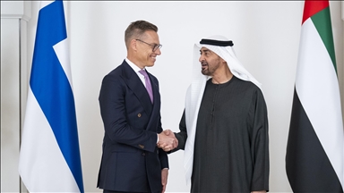 رئيسا الإمارات وفنلندا يبحثان توسيع التعاون الاقتصادي