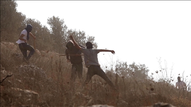 الضفة.. إصابة 5 فلسطينيين بهجوم مستوطنين جنوب الخليل