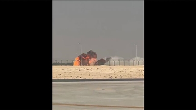 سقوط جنگنده هندی هنگام پرواز نمایشی در نمایشگاه هوایی دبی