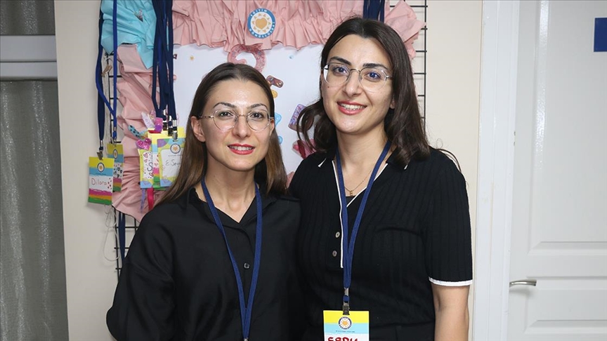 Öğretmen kardeşlerden dezavantajlı bölgelerde yaşayan çocuklara gönüllü eğitim