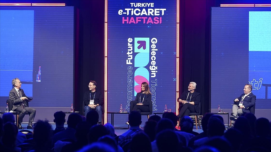Türkiye E-Ticaret Haftası\'nda e-ticaret startupları için yol haritası konuşuldu