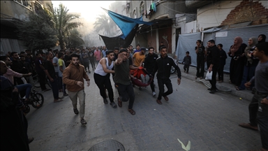 Најмалку 21 Палестинец убиени во израелски напади низ Газа и покрај прекинот на огнот