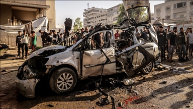 İsrail'in son birkaç saatte Gazze Şeridi'ne düzenlediği saldırılarda 21 Filistinli hayatını kaybetti