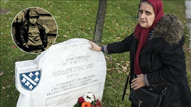 Sarajka Dženana Sokolović ranjena je snajperskim metkom koji joj je ubio sina Nermina i nerođenu bebu 