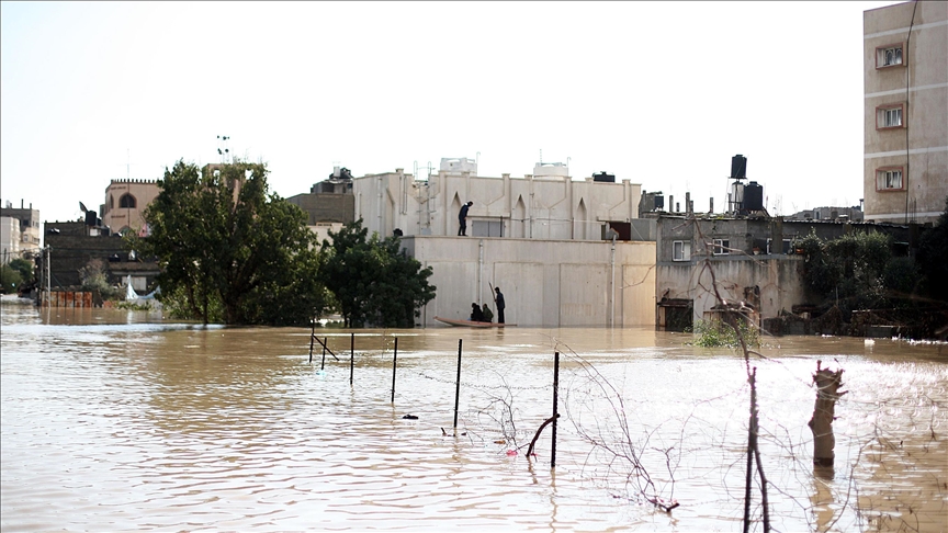 Gazze'de etkili olması beklenen alçak basıncın sağanak ve su baskınlarına neden olacağı uyarısı yapıldı