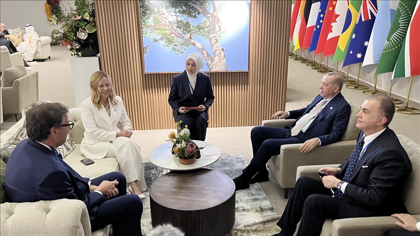 الرئيس أردوغان يبحث مع ميلوني قضايا إقليمية ودولية