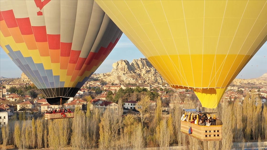 Nevşehir\'de sıcak hava balonları öğretmenler için havalandı