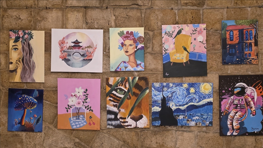 Fëmijët libanezë i shndërrojnë skenat e luftës dhe të shkatërrimit në piktura shpresëdhënëse