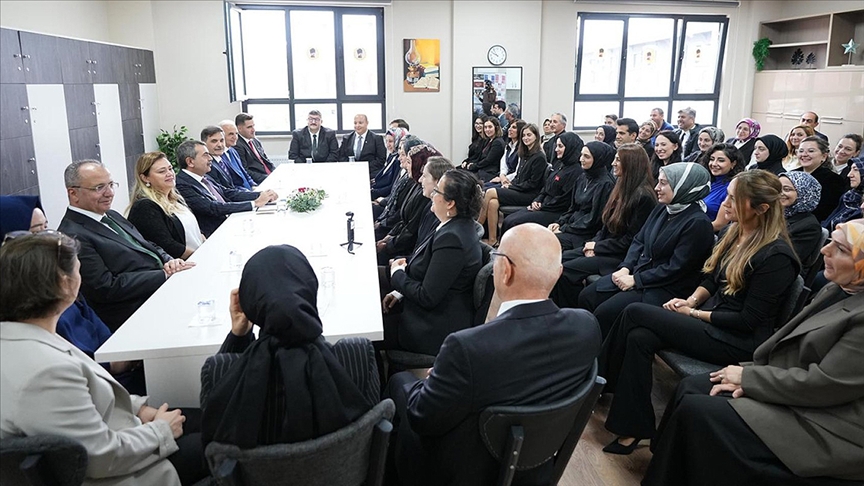 Öğretmen, öğrenci ve veliler 24 Kasım'ı birlikte kutlayacak