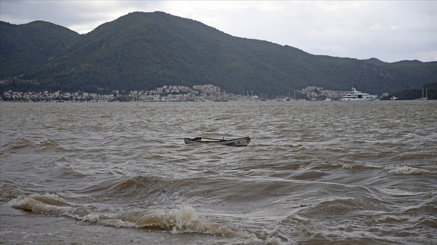 Muğla ve Antalya'da kuvvetli sağanak uyarısı