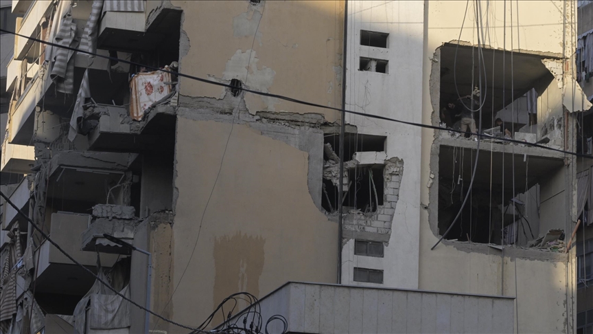 "حزب الله" يعلن استهداف أحد قيادييه بغارة إسرائيلية على بيروت