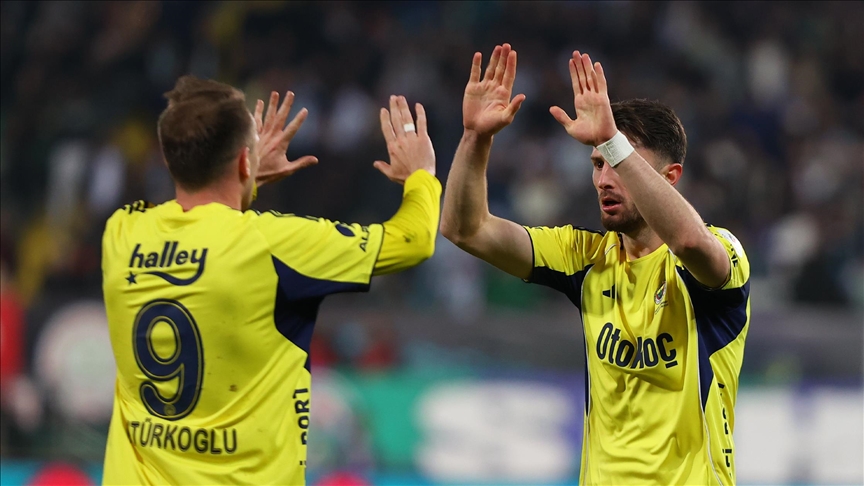 قدم.. فنربهتشه يقلب الطاولة على ريزة سبور في الدوري التركي