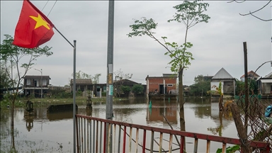 Vietnam'da şiddetli yağışların neden olduğu sellerde ölü sayısı 90'a yükseldi