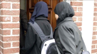 France : Plusieurs conseils départementaux du culte musulman portent plainte après la publication d'un sondage de l’Ifop