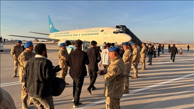 Li Wanê 300 koçberên bêdestûr ên hatibûn qefaltin hatin dersînorkirin