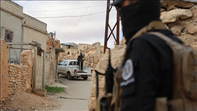 سوريا.. حظر تجوال بمدينة حمص بعد مقتل شخصين وتحذيرات من فتنة