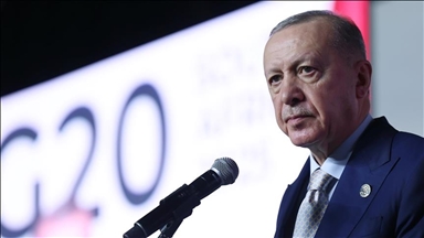 Erdogan će u ponedjeljak telefonom razgovarati s Putinom o Ukrajini 