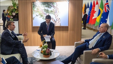 Erdogan takohet me homologun francez: "Të përdoren të gjitha mjetet diplomatike për t'i dhënë fund luftës Rusi-Ukrainë"